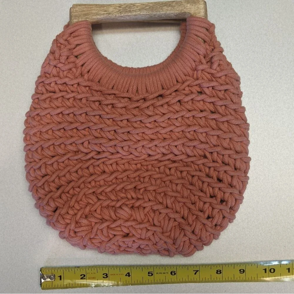A New Day peach coral woven cotton purse handbag w/ wooden handles 9